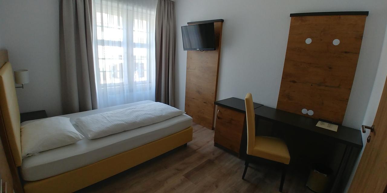Zum Ziel Hotel & Restaurant Grenzach-Wyhlen Bei Basel エクステリア 写真