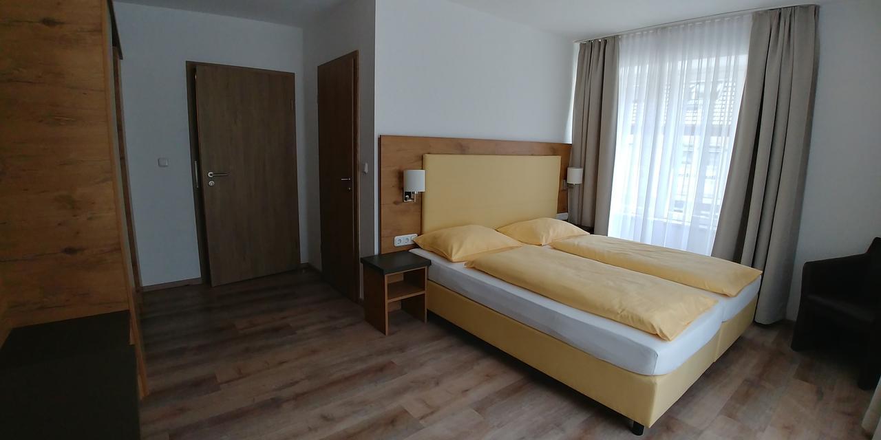 Zum Ziel Hotel & Restaurant Grenzach-Wyhlen Bei Basel エクステリア 写真