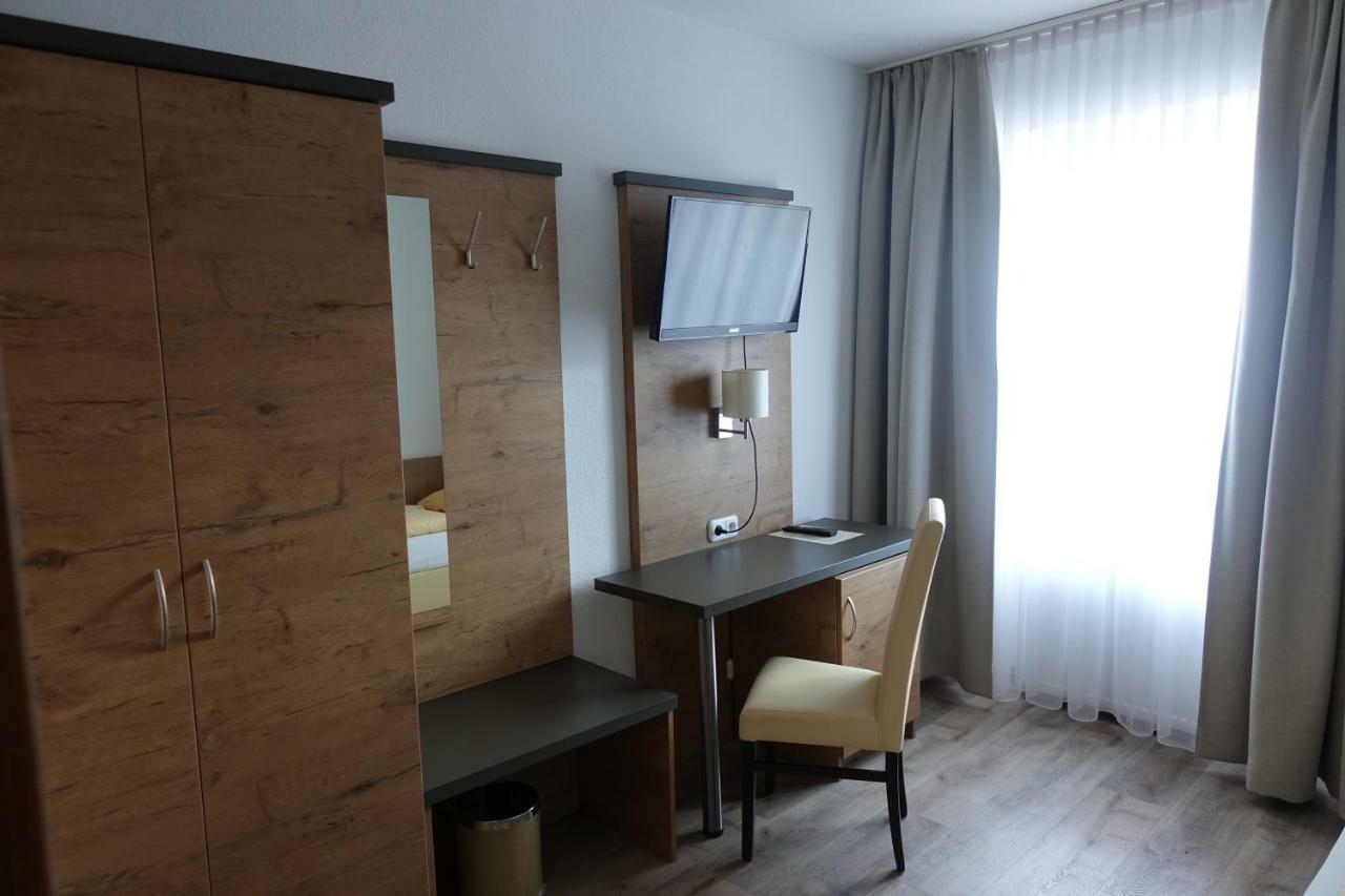 Zum Ziel Hotel & Restaurant Grenzach-Wyhlen Bei Basel エクステリア 写真
