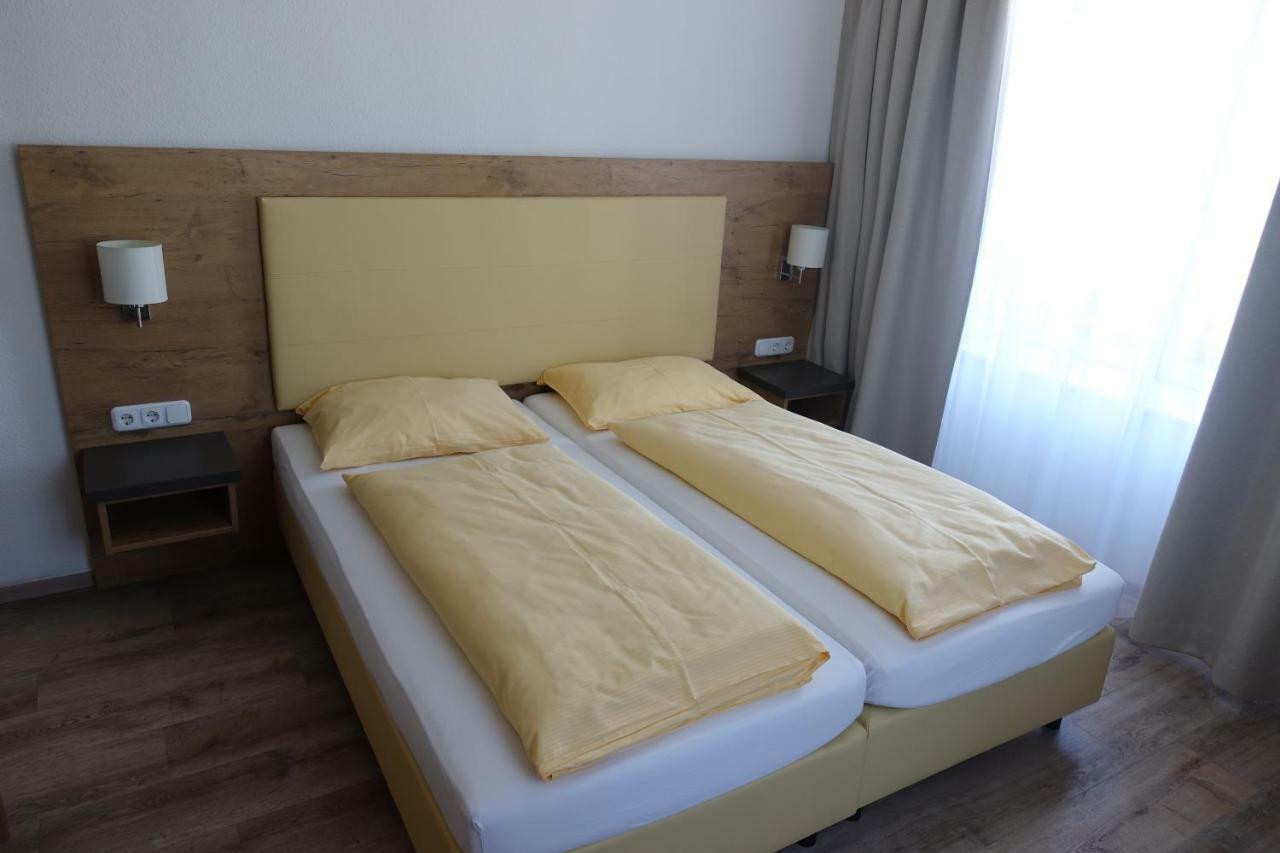Zum Ziel Hotel & Restaurant Grenzach-Wyhlen Bei Basel エクステリア 写真